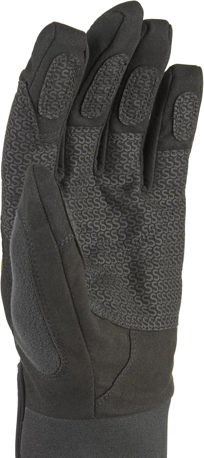 Sealskinz olive outdoor glove palm texture detail