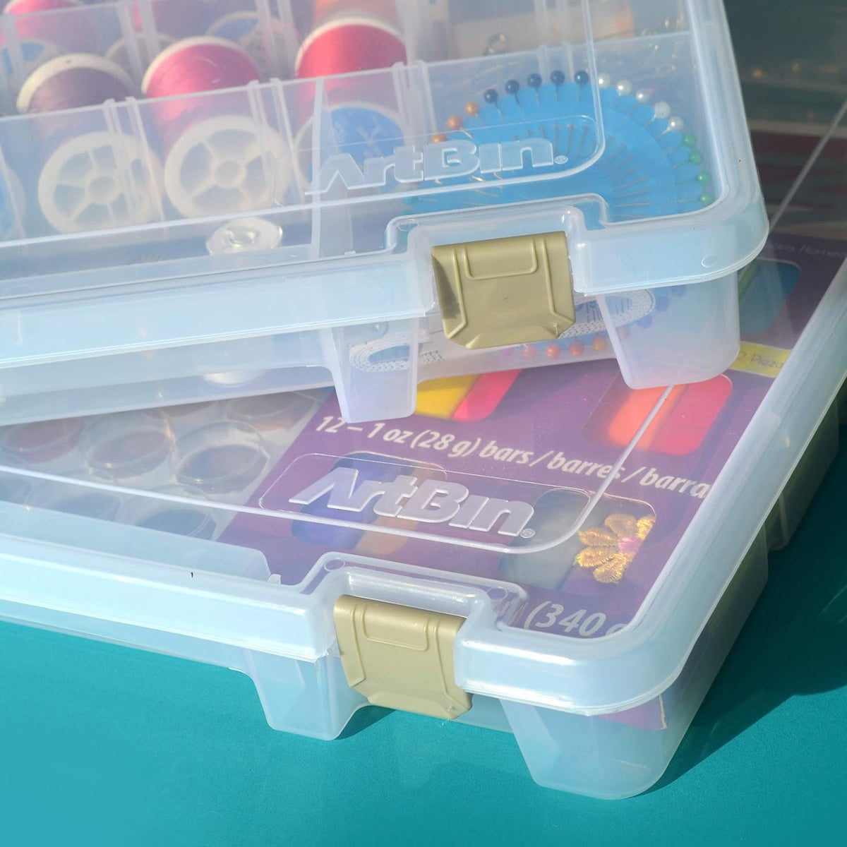 ArtBin 9101AB storage case in use