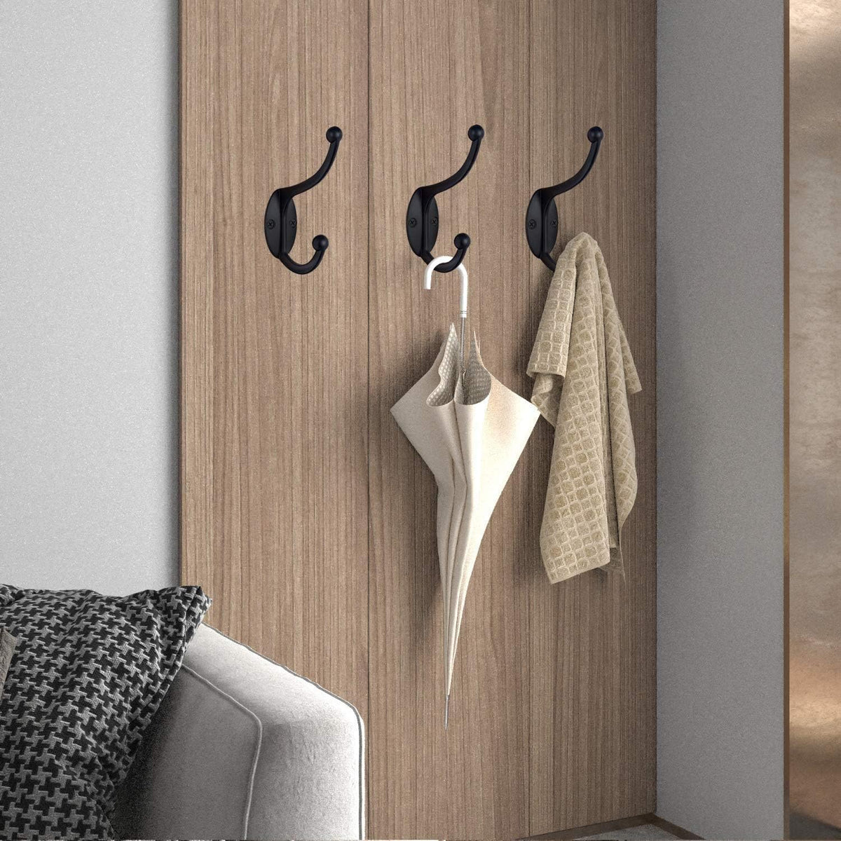 Zeyu wall hooks closeup of matte black finish and zinc material