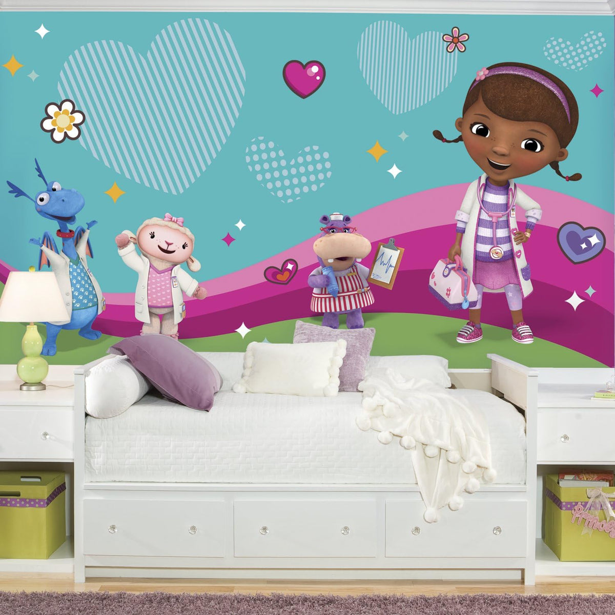 RoomMates JL1301M Doc McStuffins wall mural close up pattern detail