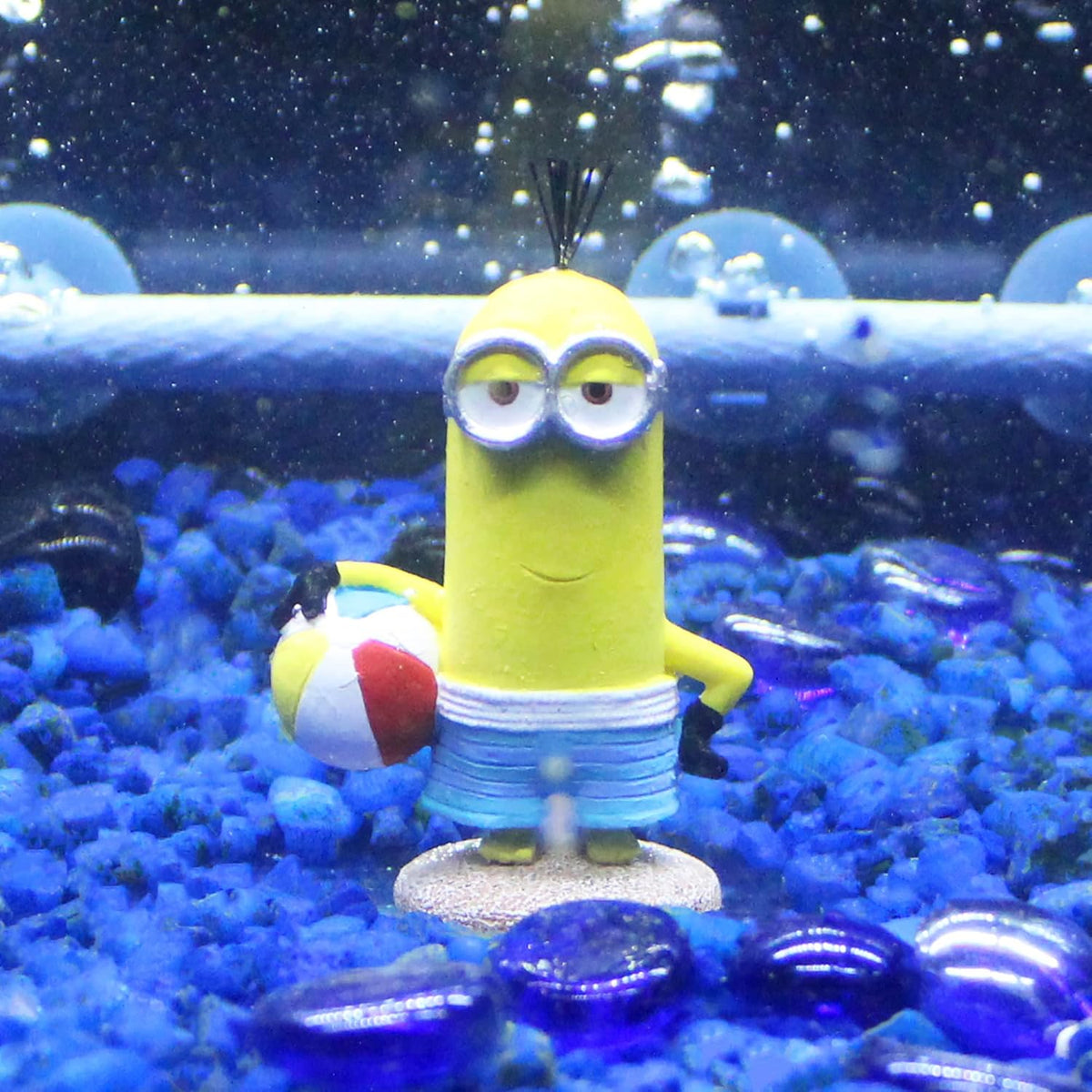 Penn-Plax Minions Kevin fish tank decoration side angle