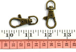 Close up of the 360 degree rotating swivel base on the clasp.