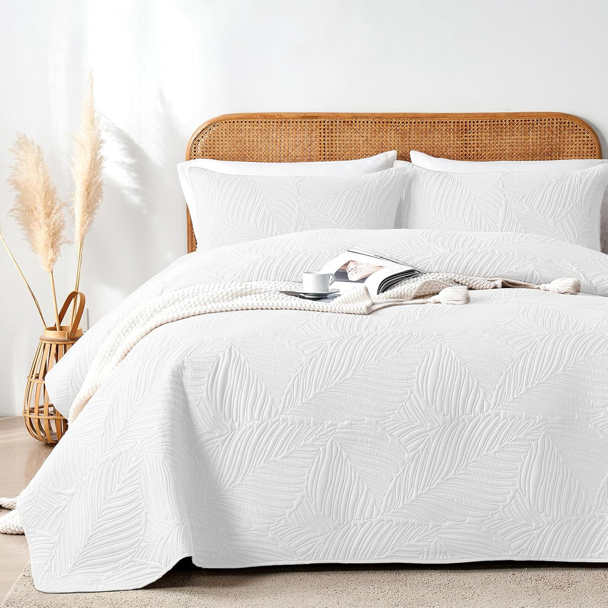 OARAGE Twin Quilt Bedding Set Soft Lightweight Black Bedspread with Leaf Pattern Ultrasonic Microfiber Bed Coverlet for All Season (1 Quilt,1 Sham) - Image 9