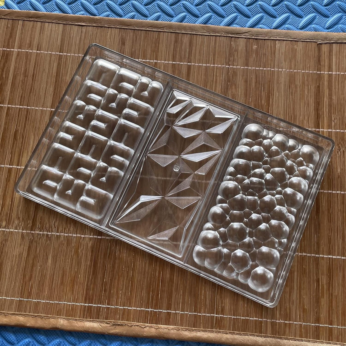 Goldbaking energy bar maker cavities close up