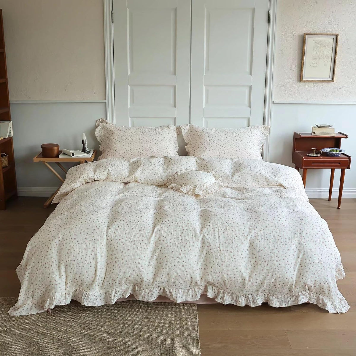 BuLuTu Chic Princess Muslin Cotton Full Size Duvet Cover front view showcasing pink floral print and ruffled borders.
