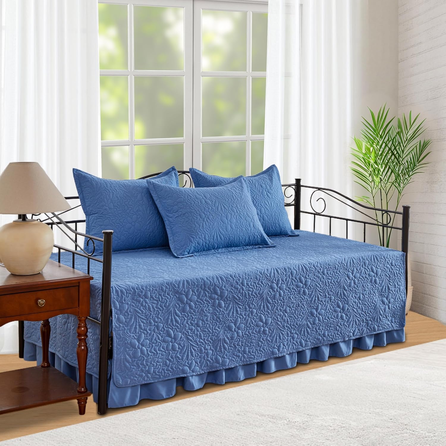 Maikolerfeng 5 piece blue daybed cover set front view