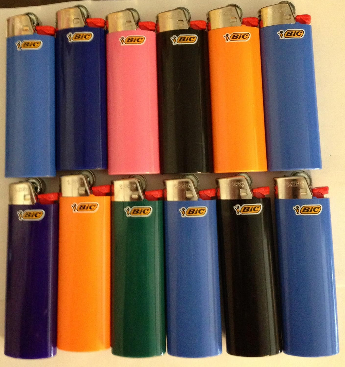 BIC Classic Full Size Lighter 12-Pack front view pocket lighters