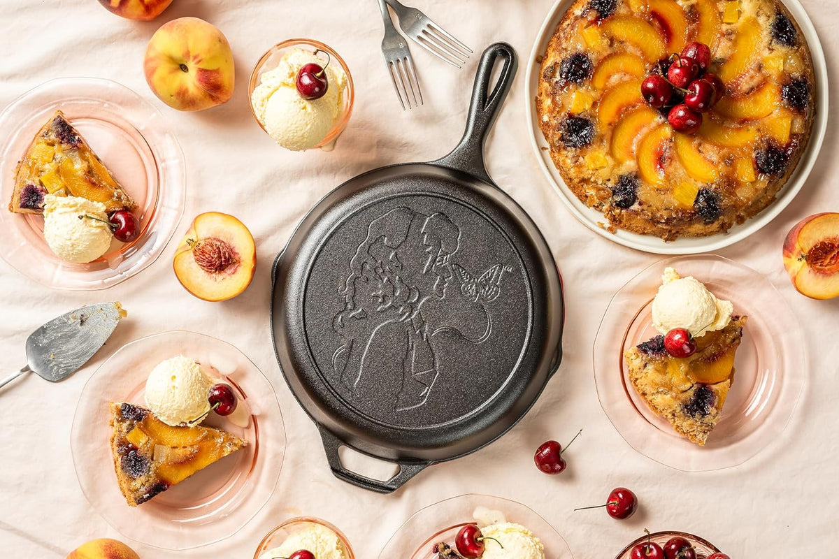 Lodge cast iron cookware pre-seasoned interior surface