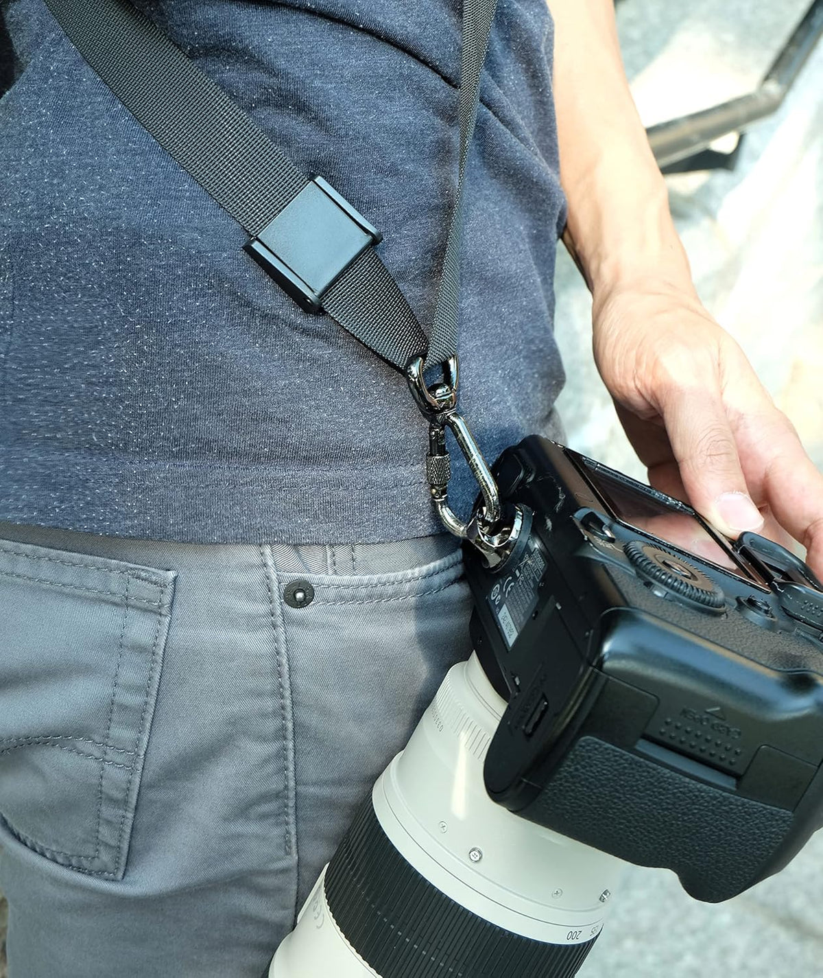 Full length view of adjustable camera neck and shoulder strap