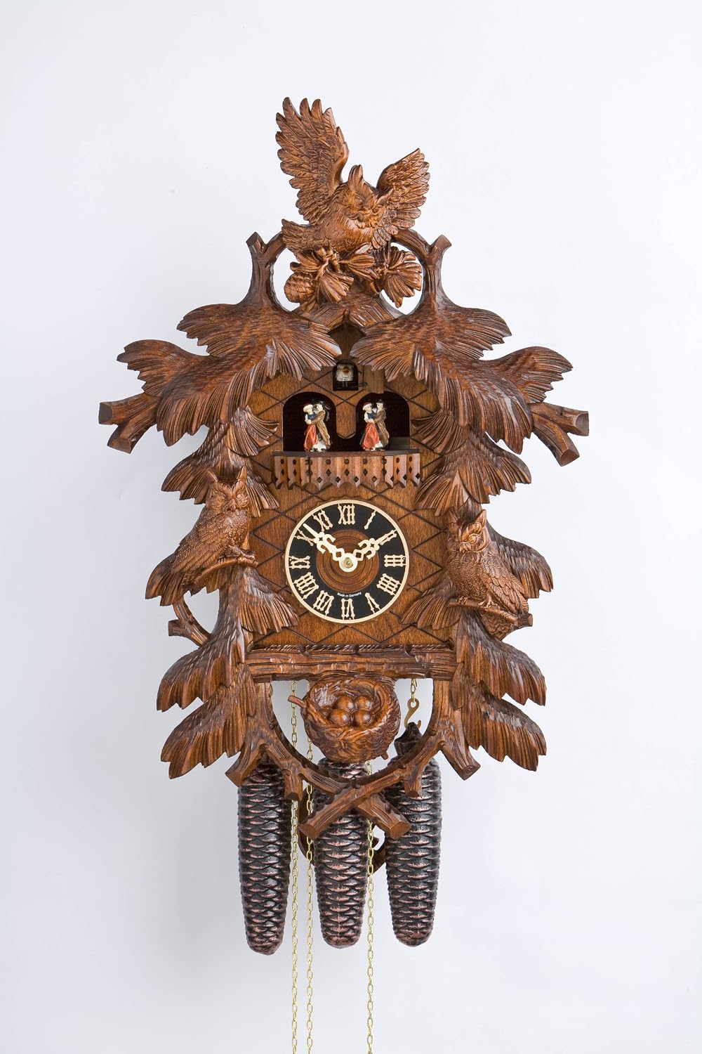 Hones cuckoo clock front view wall clock