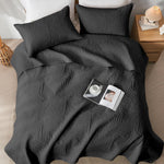 Oarage 2 piece quilt set packaging and contents overview