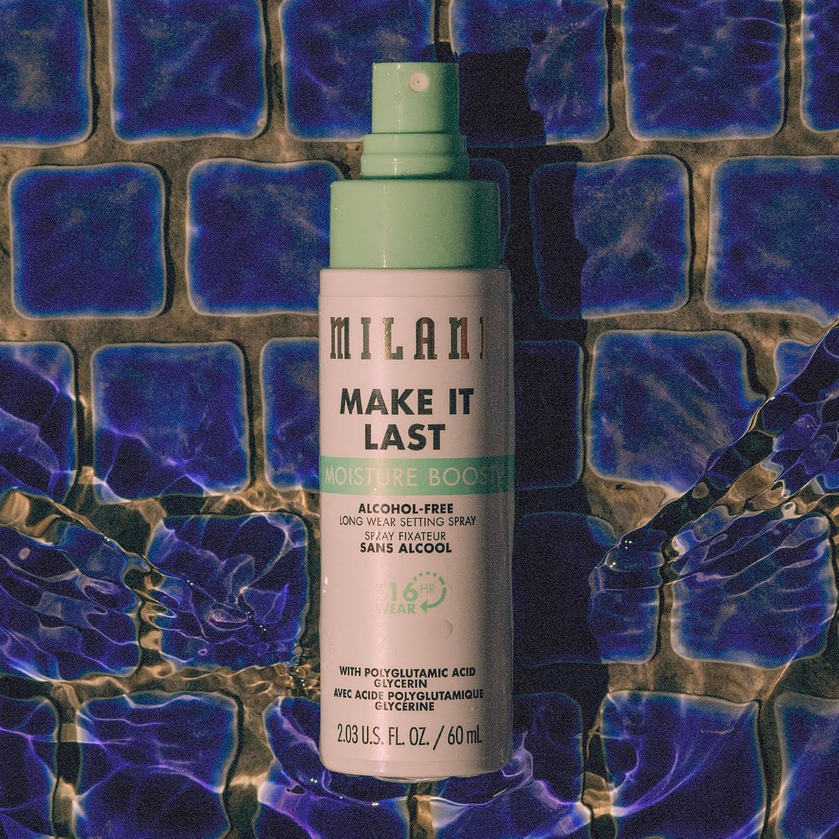 Texture demonstration of Milani hydrating makeup setting mist