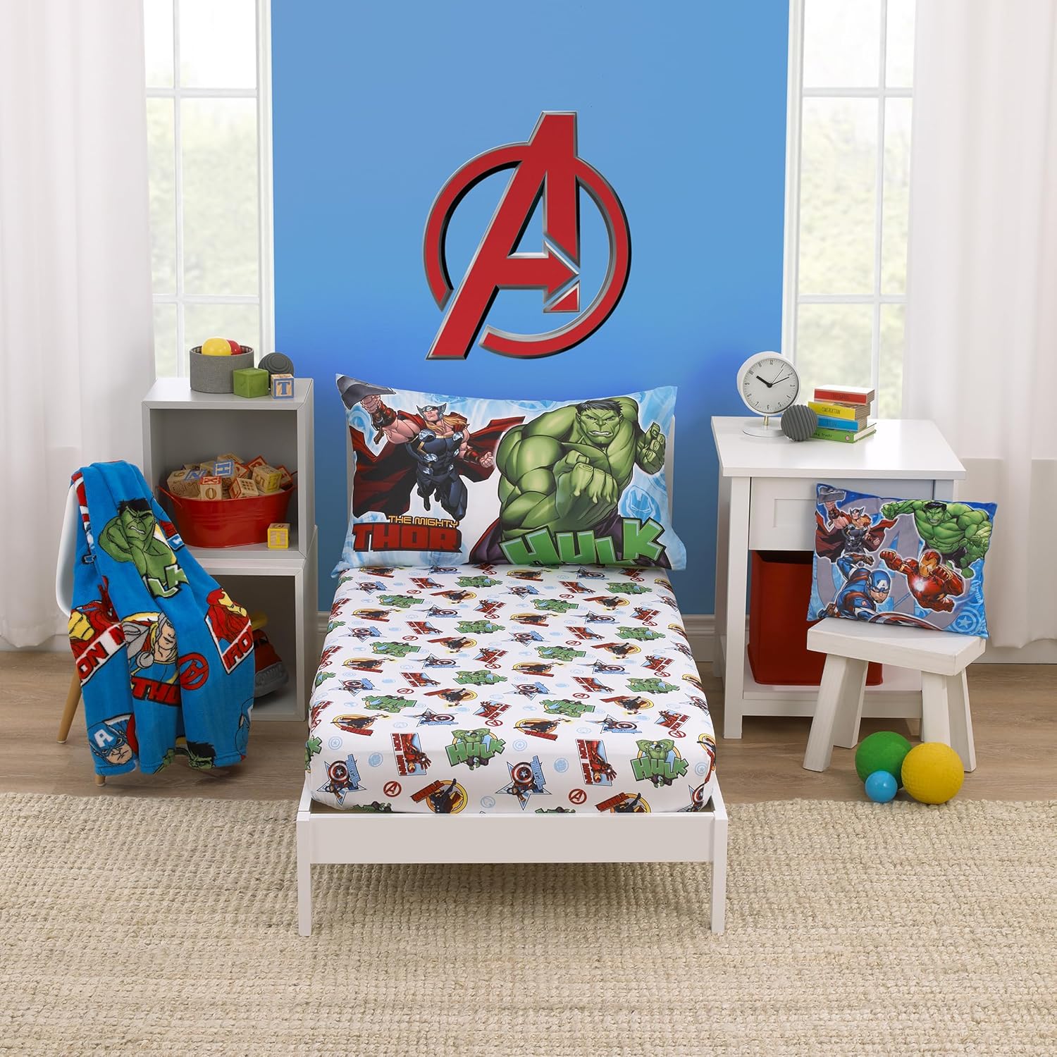 NoJo Marvel Avengers toddler sheet set front view
