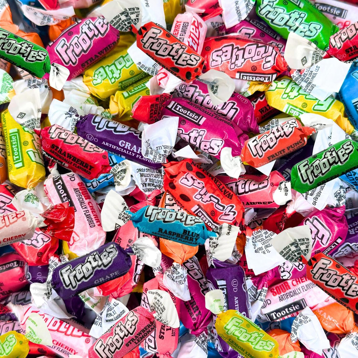 Assortit Tootsie Roll Frooties Assorted Fruit Chews 1.5 lb front bag display