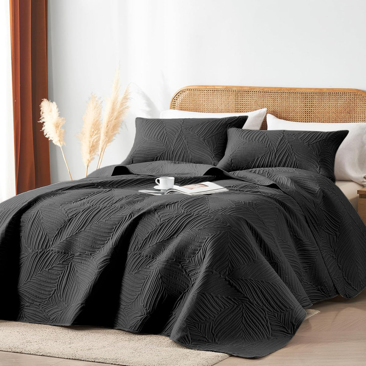 Oarage black bedspread leaf pattern close up