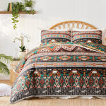 Tititada Bohemian Quilt Set front view