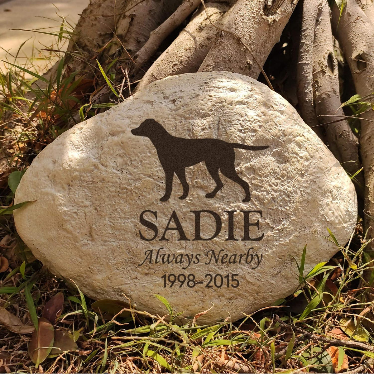 Durable waterproof pet memorial stone for outdoor display