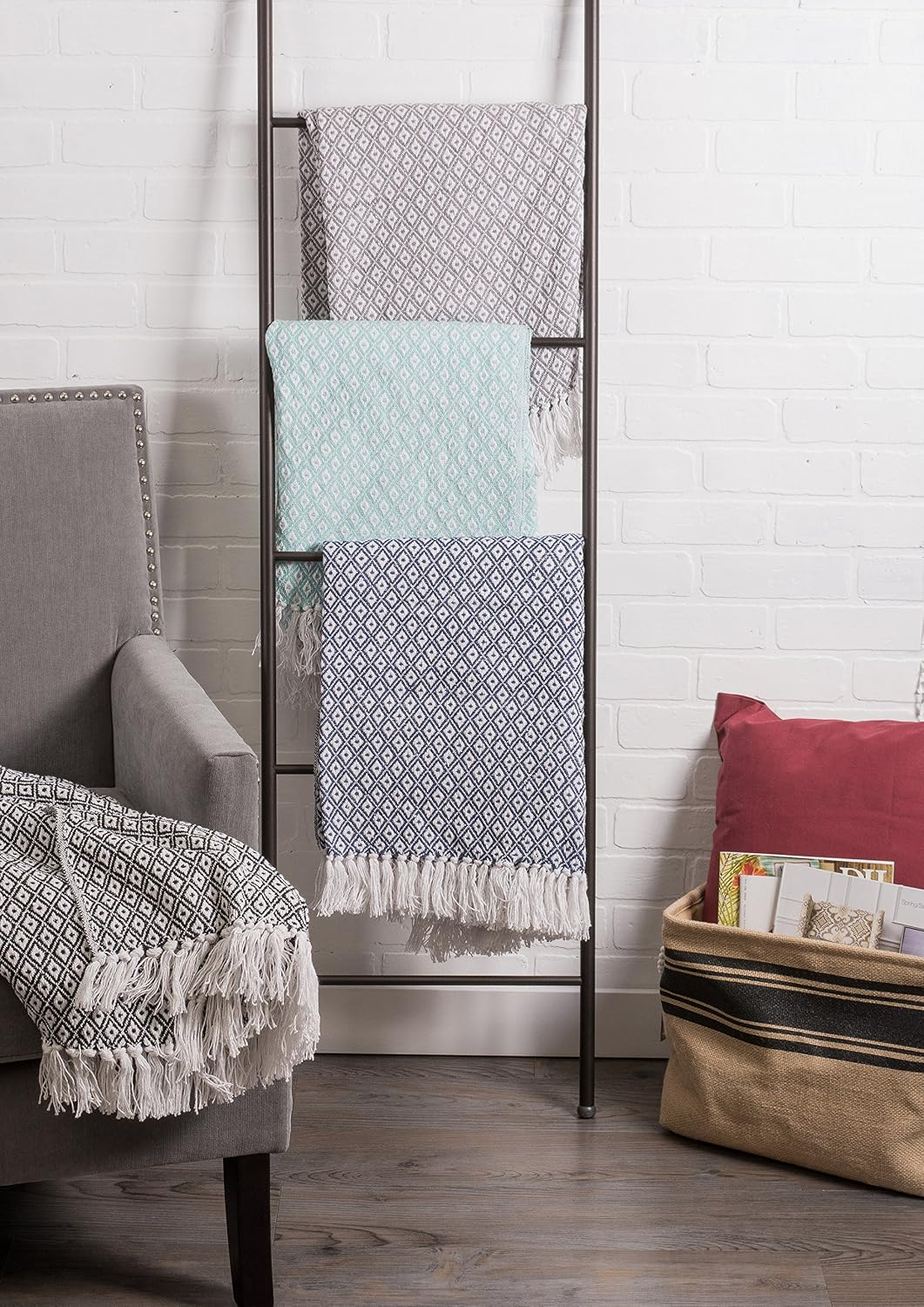 Full length view of 50 by 60 inches throw blanket