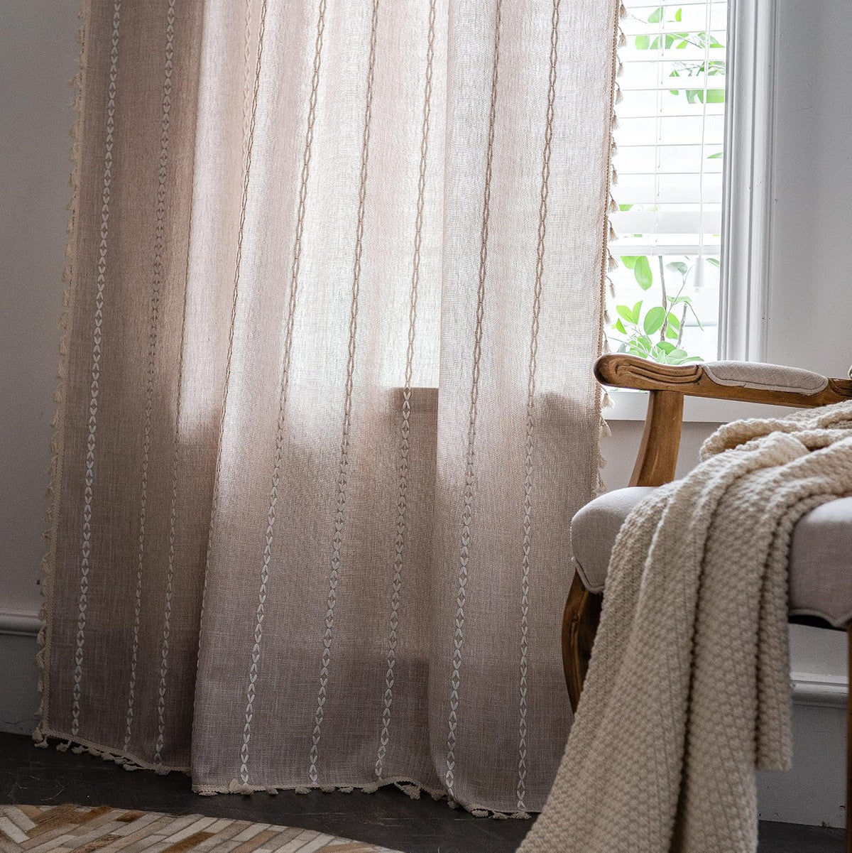 Sutuo Home Boho Curtains light filtering effect