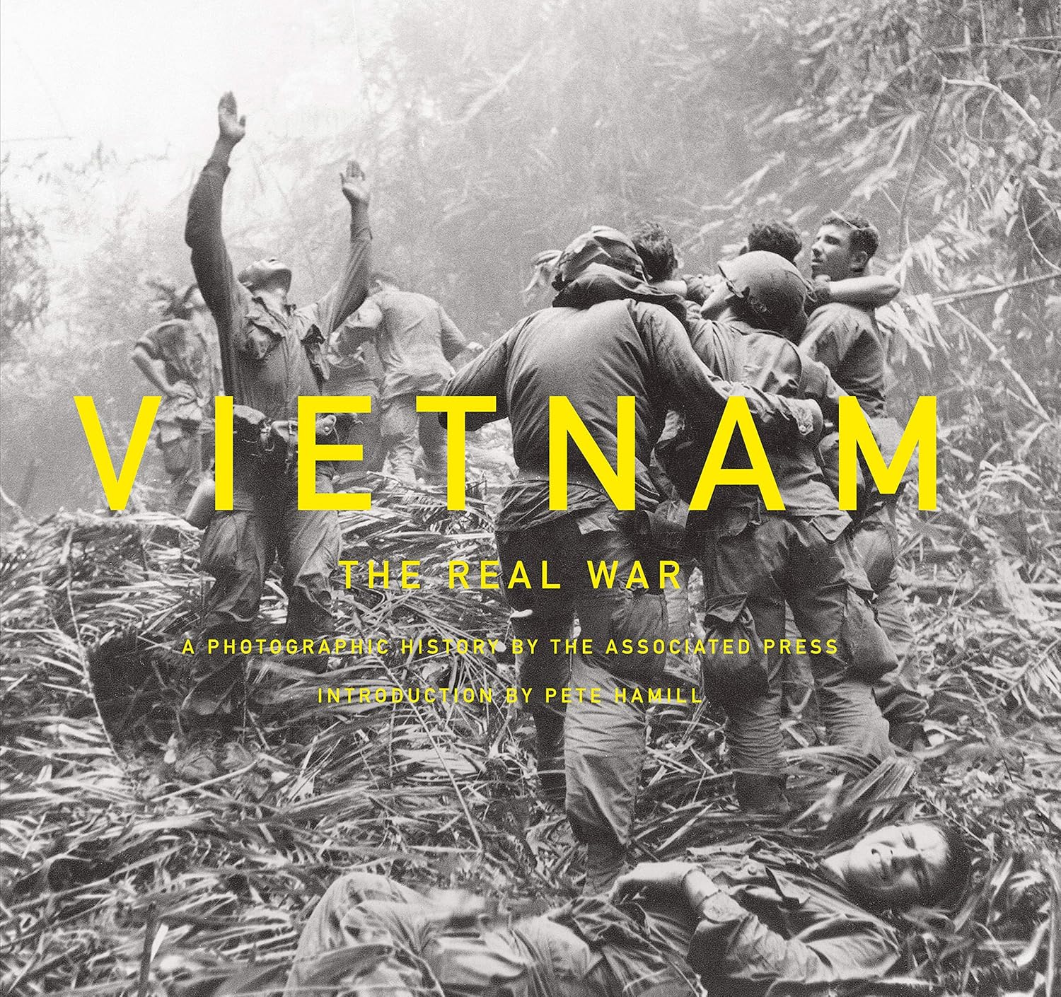 Vietnam: The Real War: A Photographic History by the Associated Press - Image 1