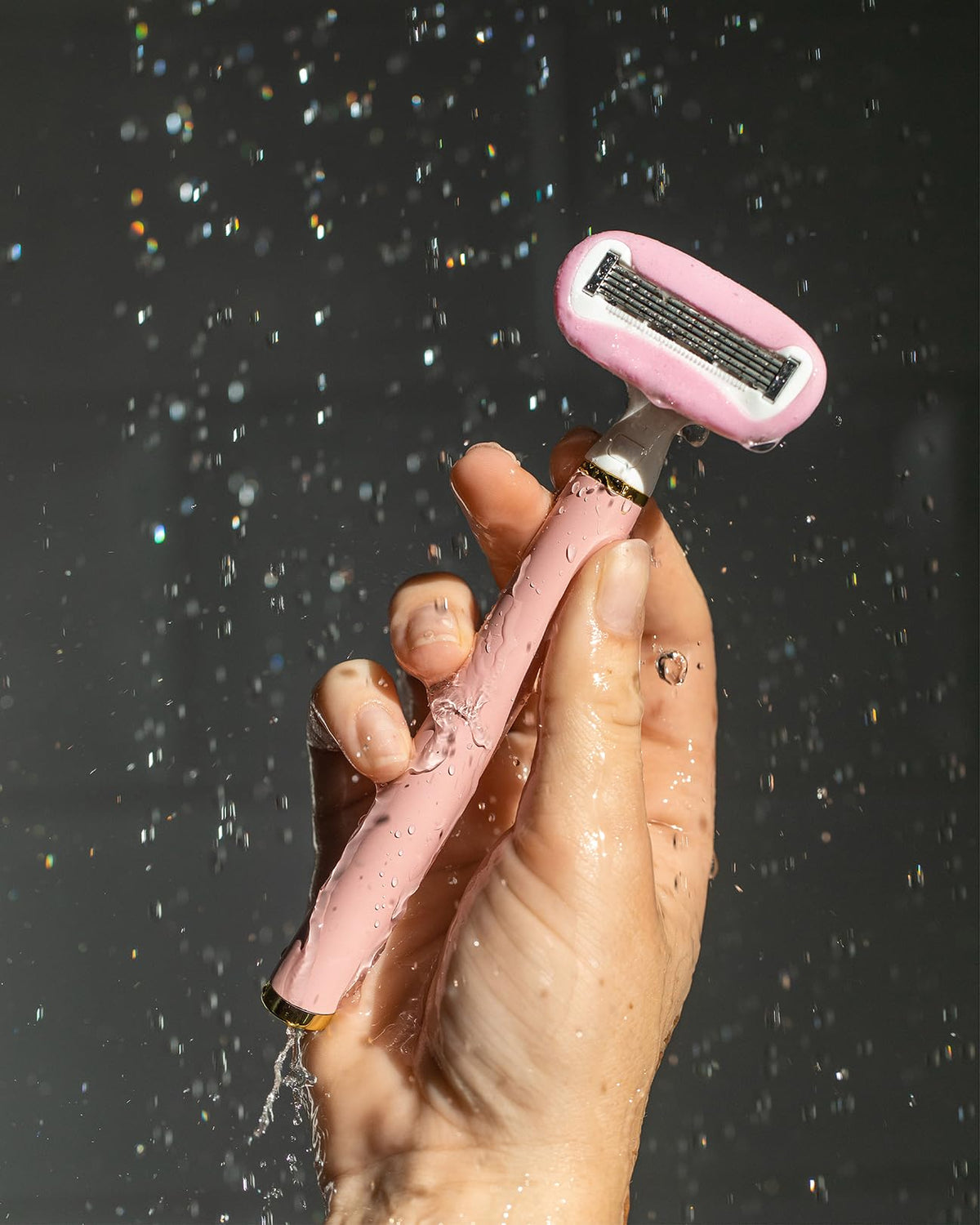Truly Beauty Life Shaver Starter Kit showing magnetic pivoting head connection