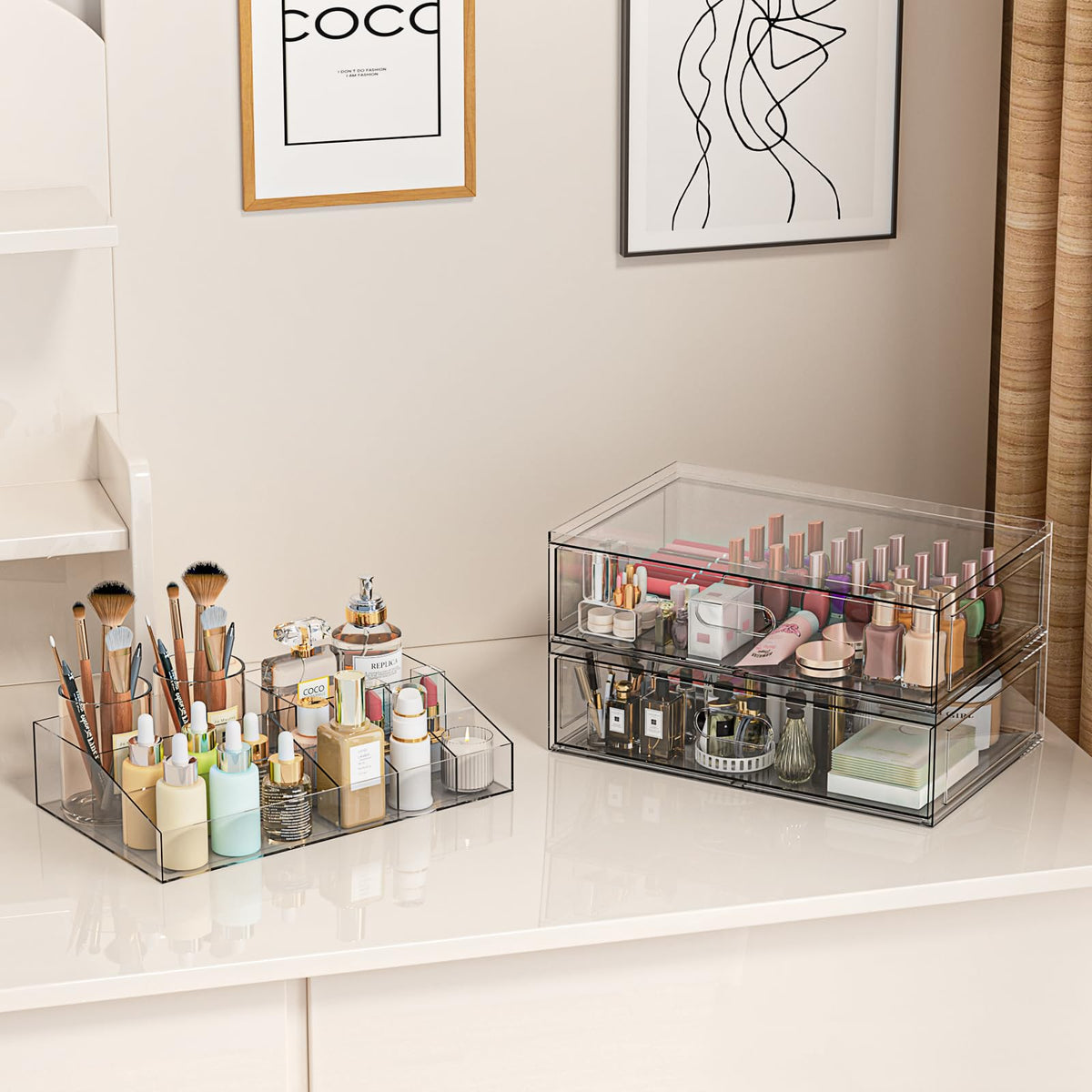Bottom view of the shatter resistant clear acrylic drawer organizer highlighting the anti slip silicone safety feet