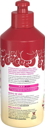 Bottle of Salon Line curl defining cream for wavy and curly hair
