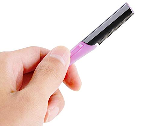 Side profile of the lightweight WOIWO eyebrow razor set highlighting the sleek dimensions and ergonomic design.
