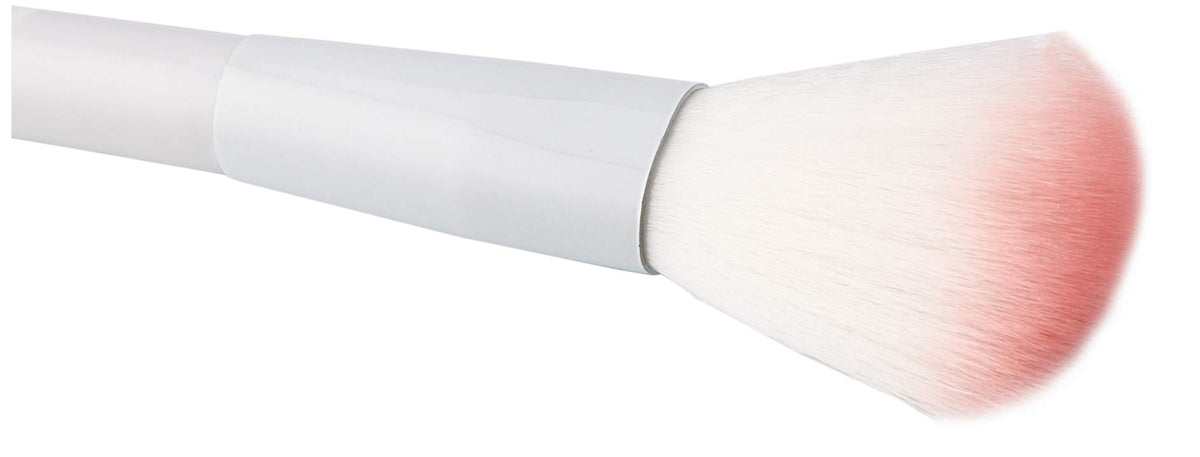 Wet N Wild angled face brush showcasing two toned plush synthetic polymax fibers