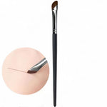 Three pieces of the TEONEI makeup brush set arranged horizontally on a clean surface