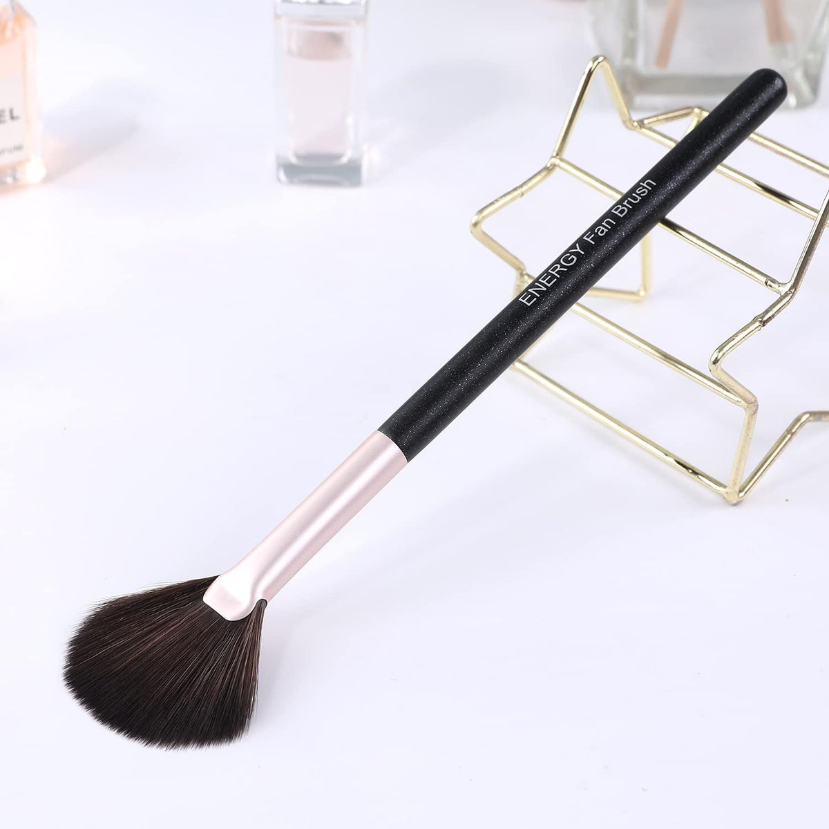ENERGY professional highlighter applicator brush product packaging view