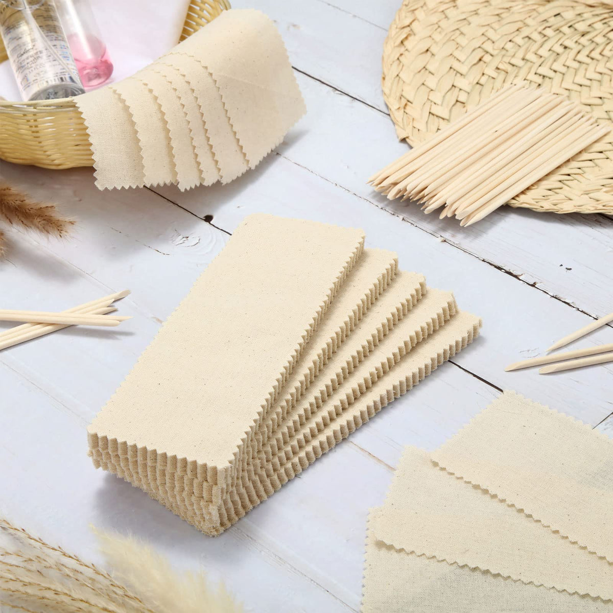 Demonstration of a Loopeer cotton wax strip being applied near the eyebrow area for precise hair removal.