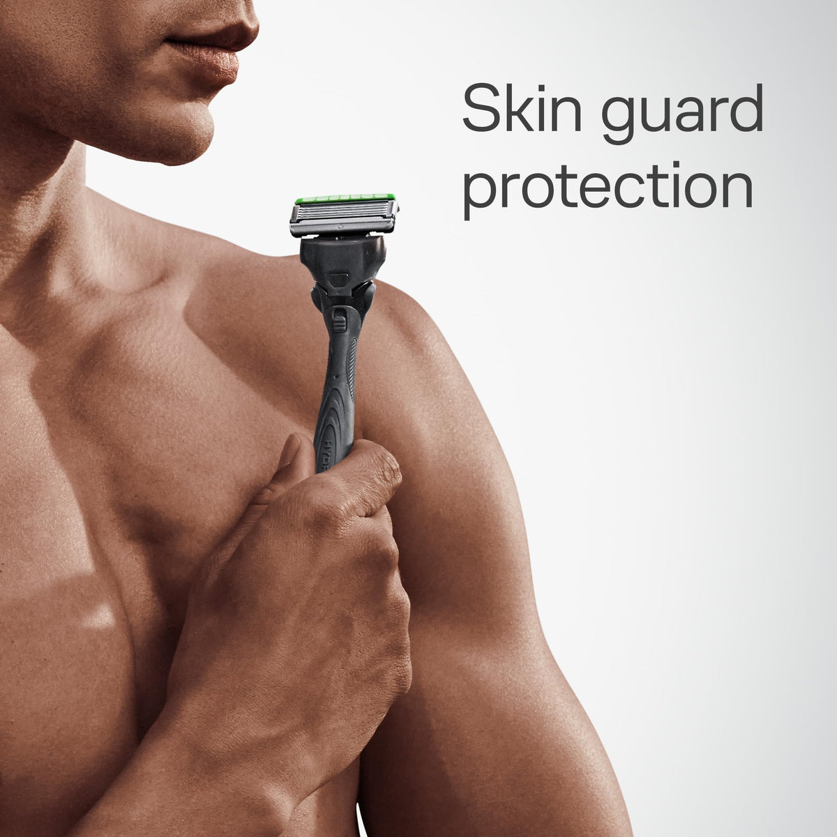 Top view of the sensitive skin lubricating gel reservoir layout on the five blade razor