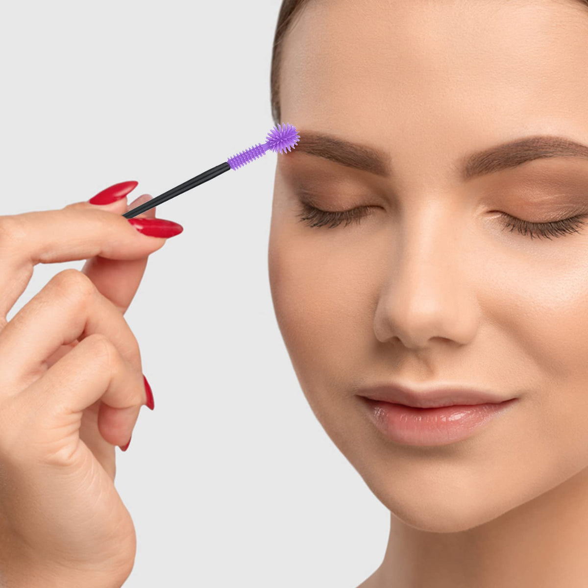 G2Plus silicone eyelash brush head detail for precision application
