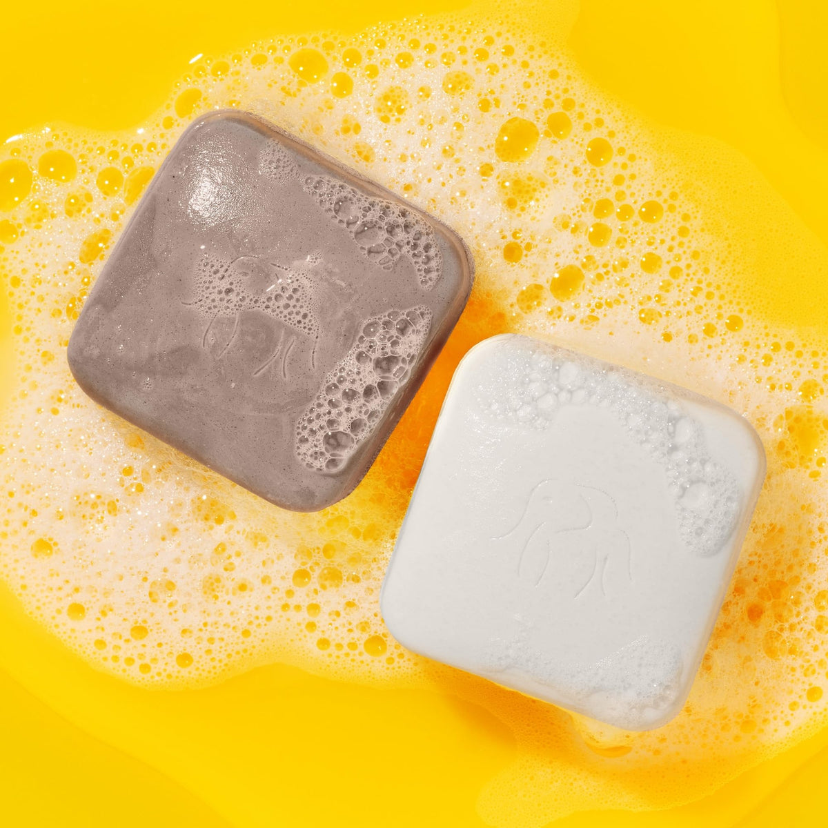 Drunk Elephant travel cleansing duo exfoliating and moisturizing face bars