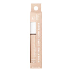 Crease proof under eye moisturizing concealer for dry skin types.