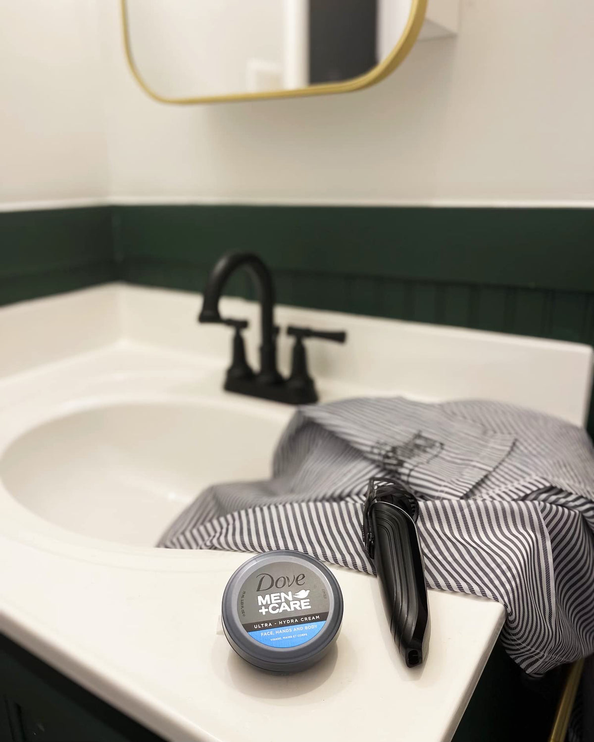 Texture detail of the fast absorbing non greasy Dove Men Care moisturizer cream.