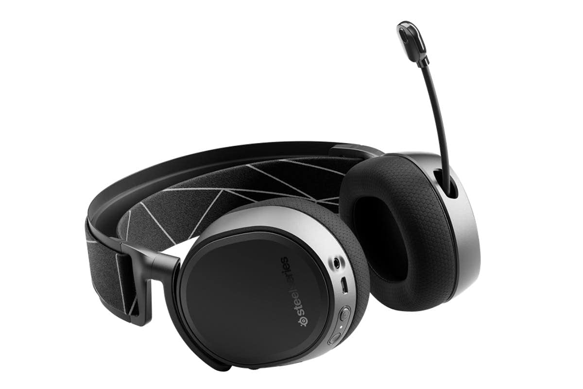 SteelSeries Arctis 9 headband design detail