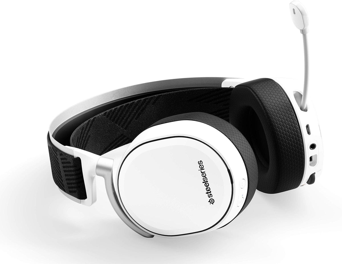 SteelSeries Arctis Pro Wireless swappable battery system