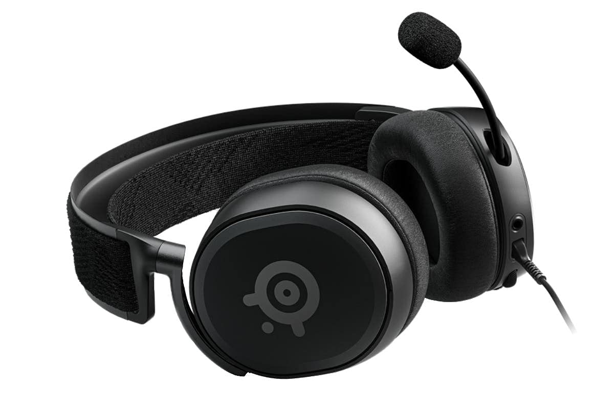 Close up of SteelSeries Arctis Prime leatherette ear cushions