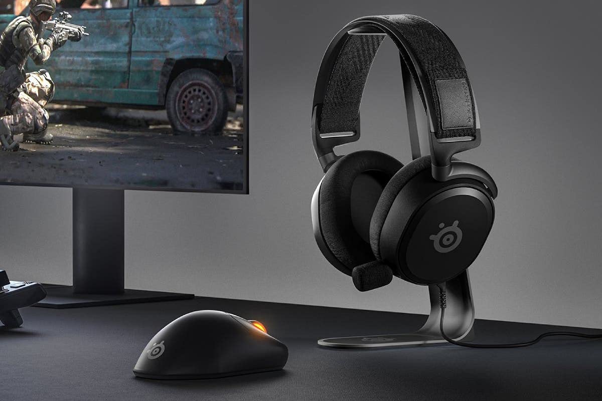 SteelSeries Arctis Prime wired headset with detachable 3.5mm cable