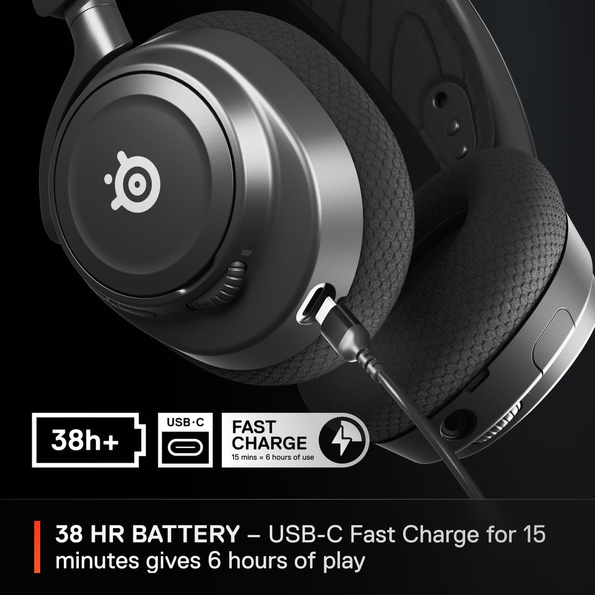 Side view of SteelSeries Arctis Nova 7 earcups and headband