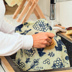 Bee's Wrap honeycomb and bears print detail