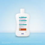 Close up of Oilatum Junior 300ml bottle label details
