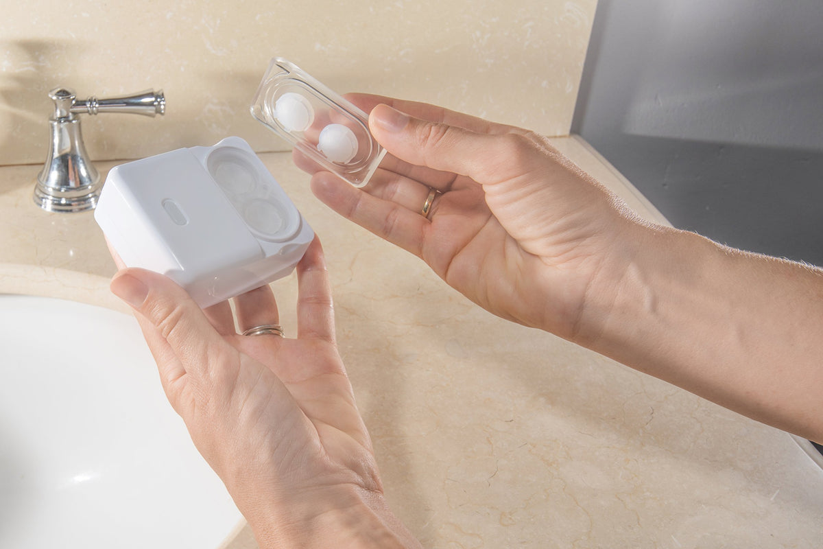 VueSonic bionic technology contact lens washer demonstrating safe deposit removal mechanism