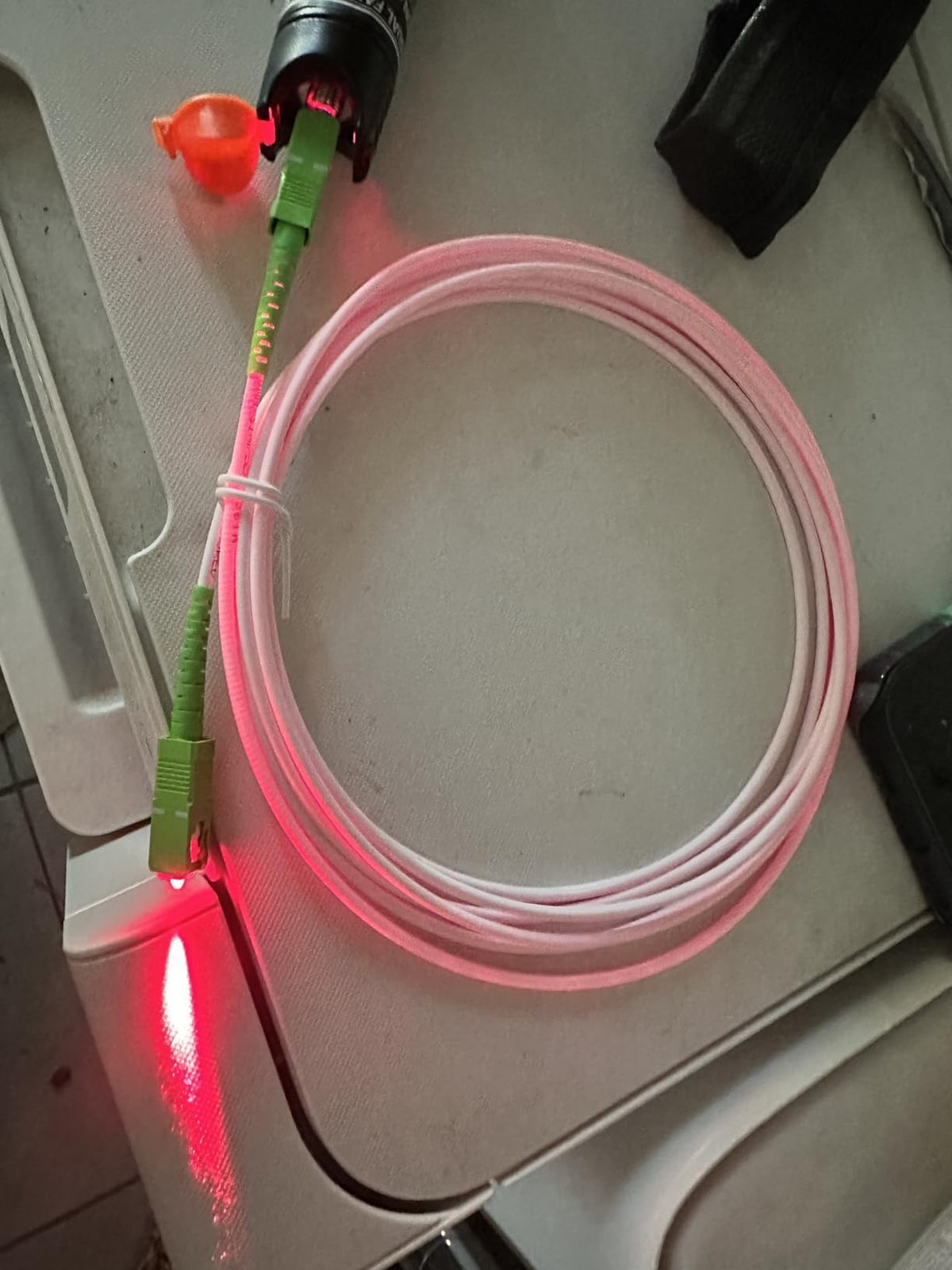 Armored structure detail of 9/125μm single mode patch cord