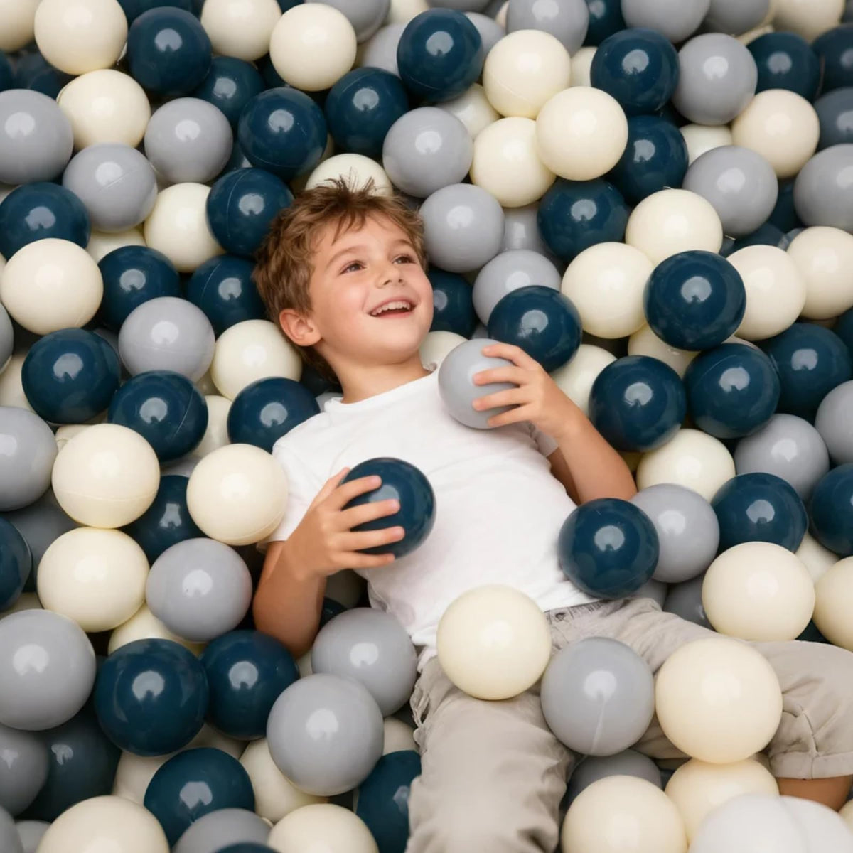 GOGOSO crush proof 2.2 inch toddler sensory playballs close up shot