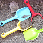 Safe smooth edge design of Selterm toddler sand scoop