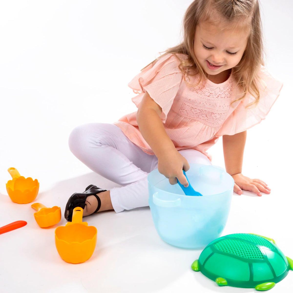Melissa and Doug outdoor toy set in retail packaging