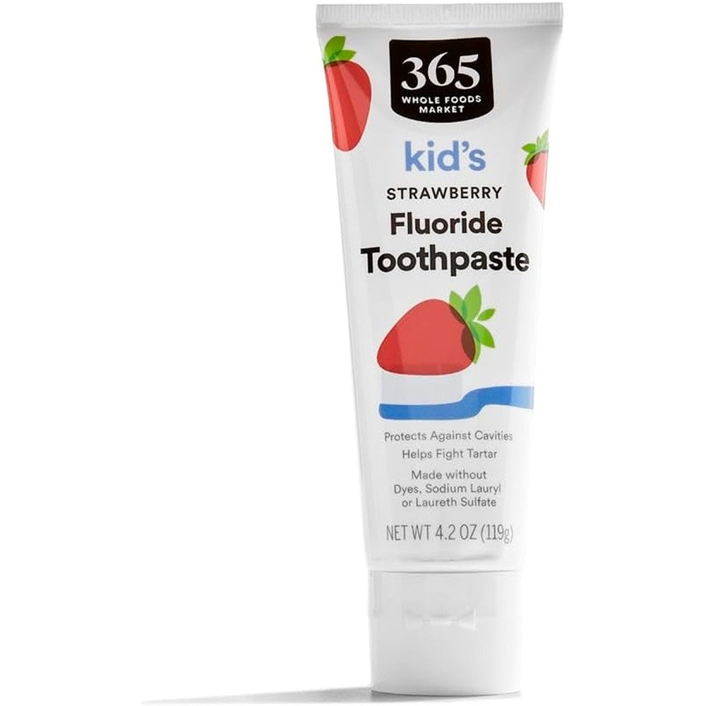 365 by Whole Foods Market Kids Strawberry Fluoride Toothpaste front view for cavity protection.